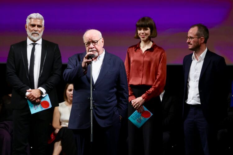 Završen 30. Sarajevo Flm Festival: Srce Sarajeva za film “Tri kilometra od kraja svijeta”