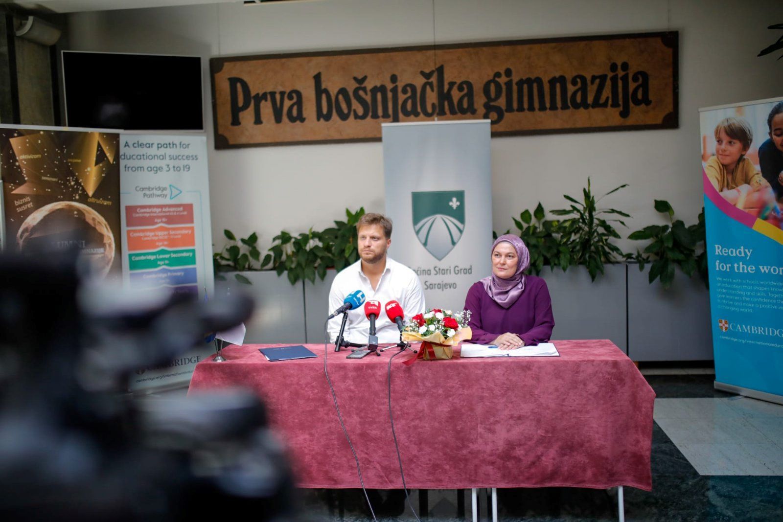 Nova ulaganja u starogradske škole: Sporazumi sa OŠ Saburina i Prvom bošnjačkom gimnazijom