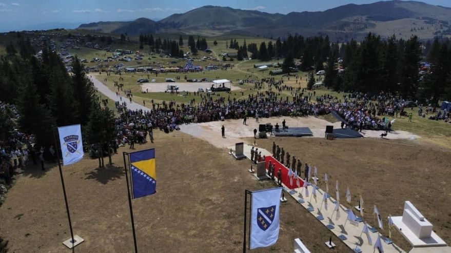 Vlašić: Na Ljutoj Gredi otvoren spomenik 'General Mehmed Alagić'