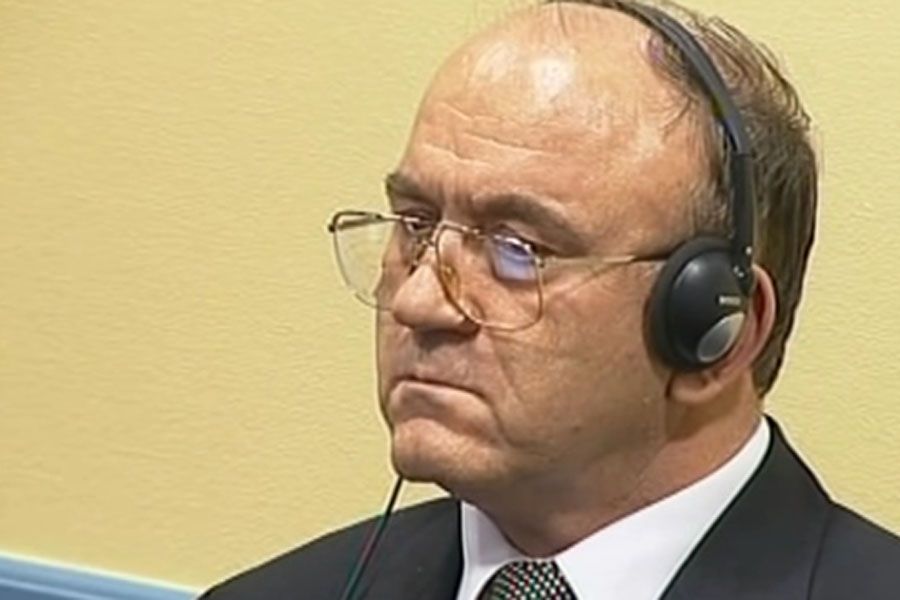 Galić je proglašen krivim 2003. godine za širenje terora među civilnim stanovništvom Sarajeva te ubistva i zločine protiv čovječnosti