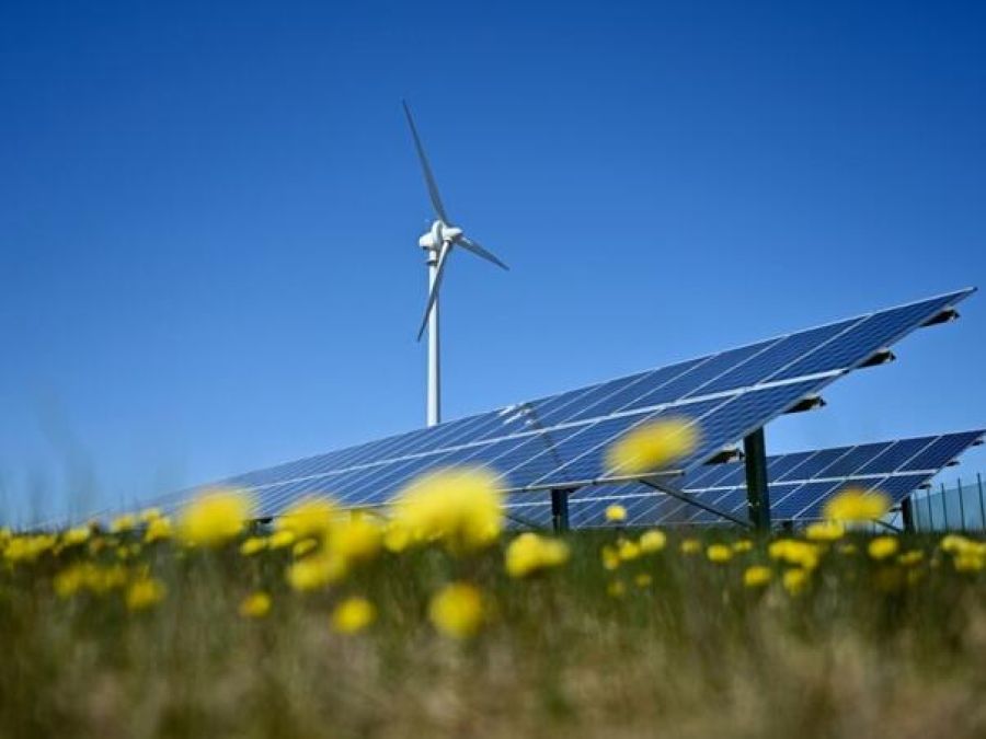 U ukupnoj bruto proizvodnji električne energije, hidroelektrane su učestvovale sa 28,51 posto, termoelektrane sa 68,17 posto, a vjetroelektrane sa 3,32 posto.