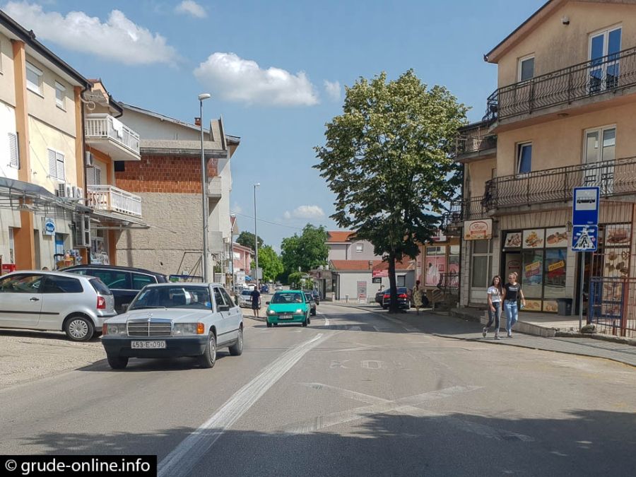 Prosječna dodana vrijednost po zaposlenom na razini JLS u FBiH u 2023. godini iznosila je 47.471 KM, s medijanom u iznosu od 43.796 KM