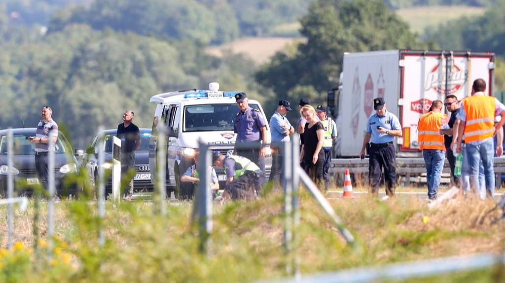 Nakon prometne nesreće, u kojoj je stradala peteročlana porodica s križevačkoga područja, u Opću bolnicu Zadar primljeno je troje djece i njihov otac