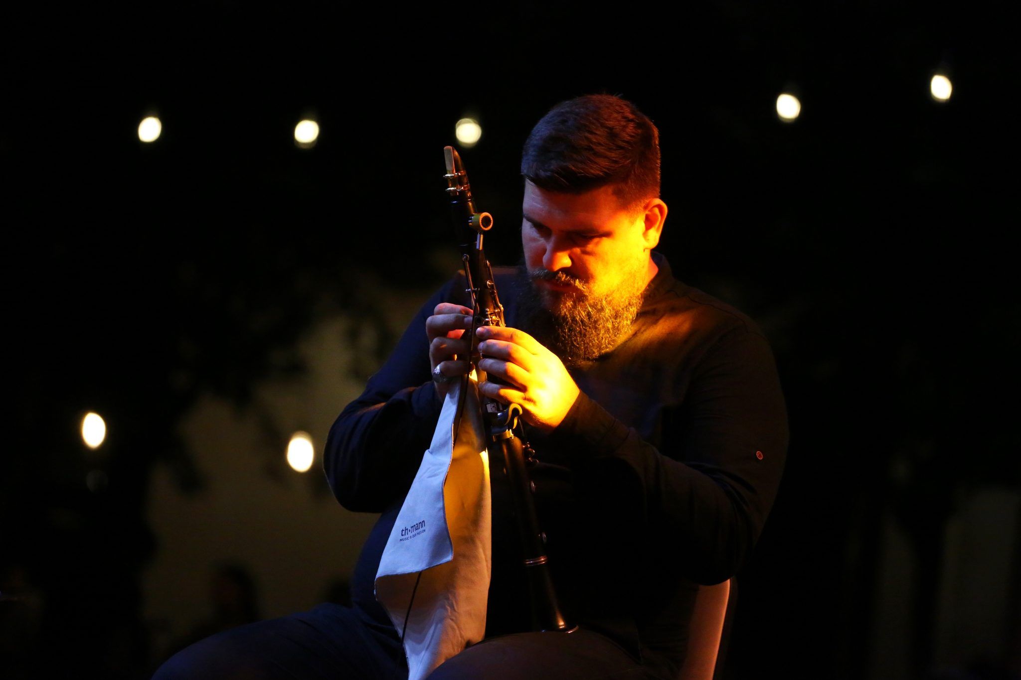 Finale festivala obilježeno je spektakularnim nastupom benda Balkan Zoo, čiji su moderni aranžmani balkanske muzike natjerali publiku na ples