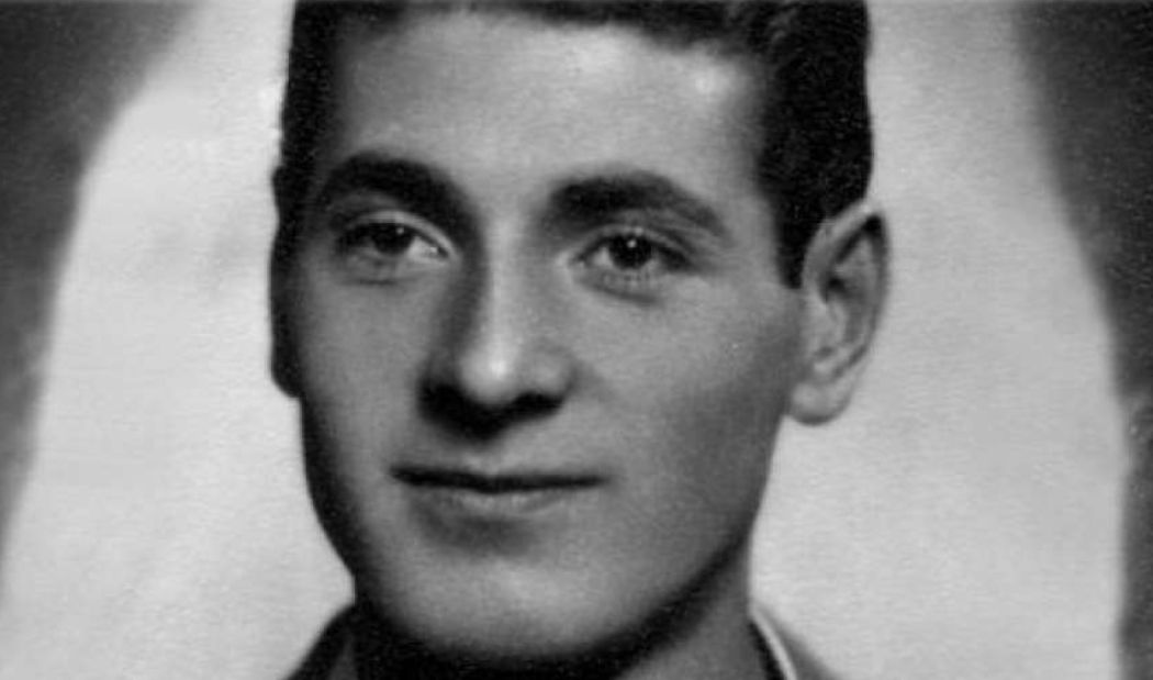 Ovaj skromni čovjek, koji je ostavio sve samo ne skroman trag u ovdašnjoj kulturi, svijet je ugledao davne 1920. godine u Mrkonjić Gradu, napustio ga je 2. februara 1994.
