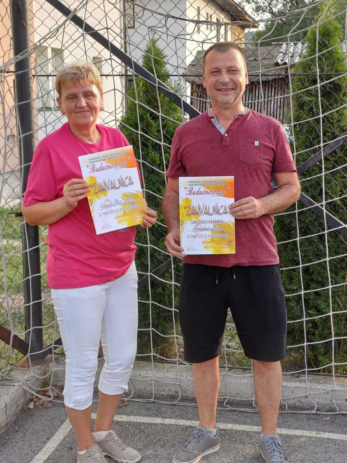 Predvođene Minom Delić, osobom koju mnogi s ponosom nazivaju „srcem zajednice“, organizirale su  posebno druženje s onima koje biju najtežu bitku – ženama oboljelim od karcinoma