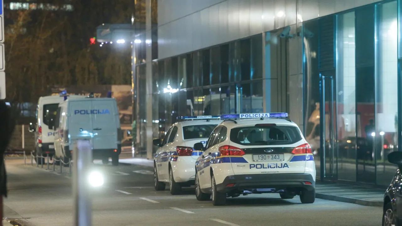 Van kontrole bio je 43-godišnji državljanin Finske dok je jučer pod okriljem noći divljao u hotelu u Baškoj Vodi