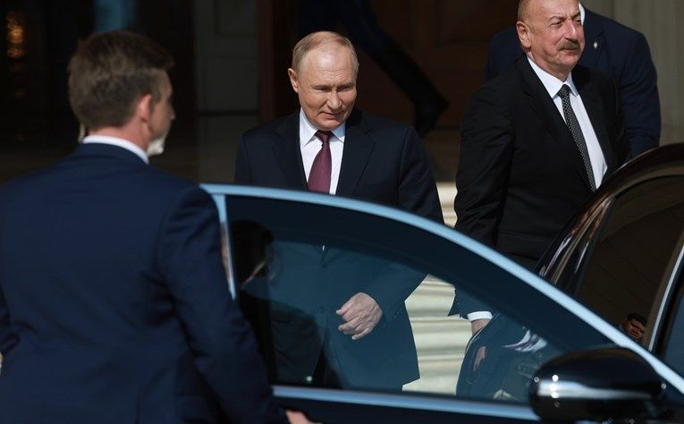 Ruske snage, koje kontroliraju 18 posto Ukrajine, napreduju u istočnoj Ukrajini još od neuspješne kijevske protuofanzive prošle godine