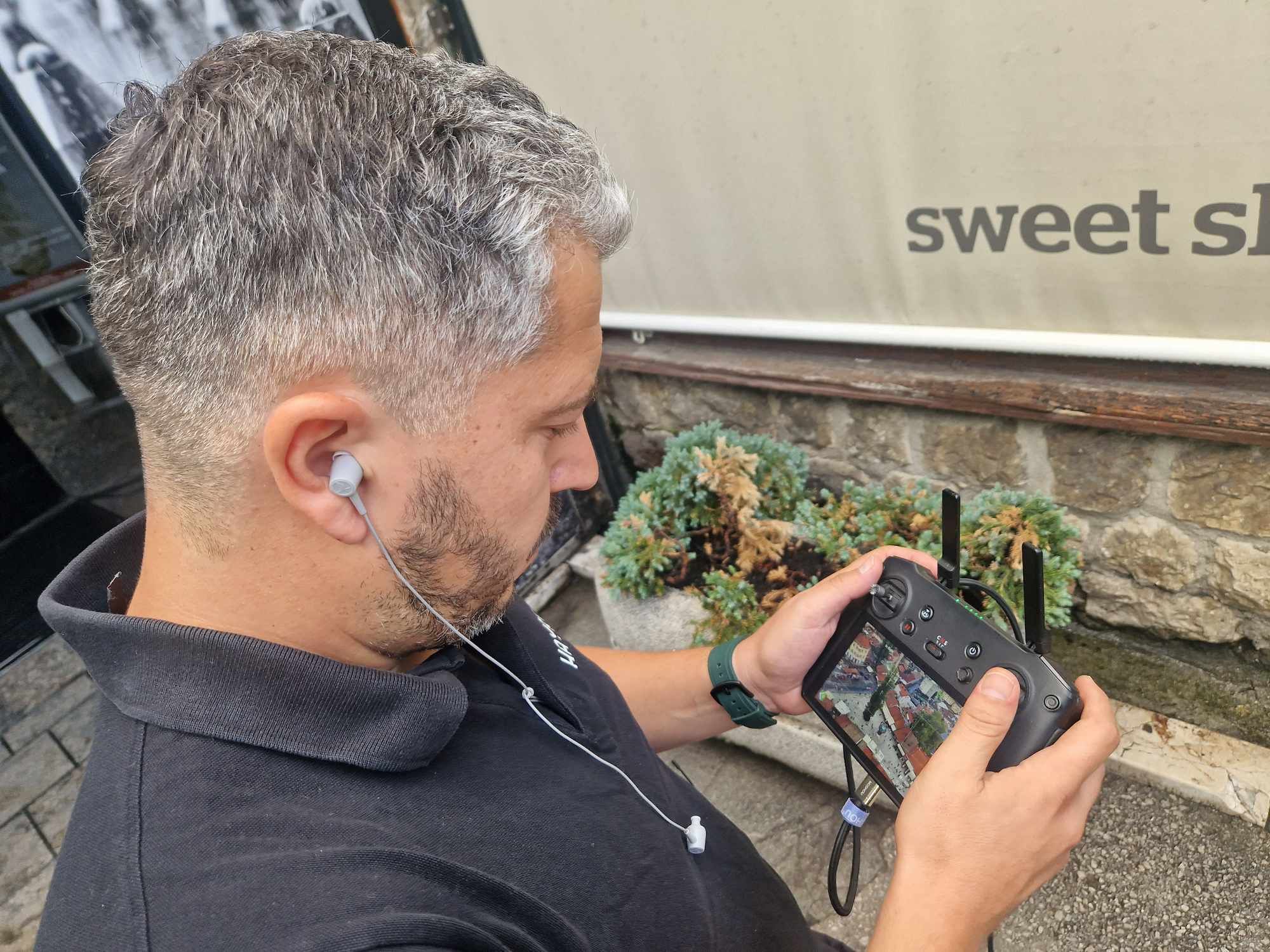 Svaki kadar priča priču o duši Sarajeva, a mi smo sretni što možemo podijeliti tu ljepotu s vama
