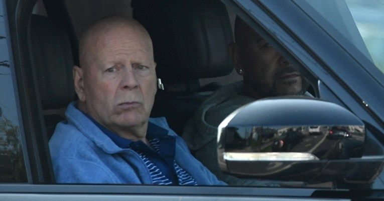  Bruce Willis snimljen u rijetkom izlasku, njegov pogled slama srca 