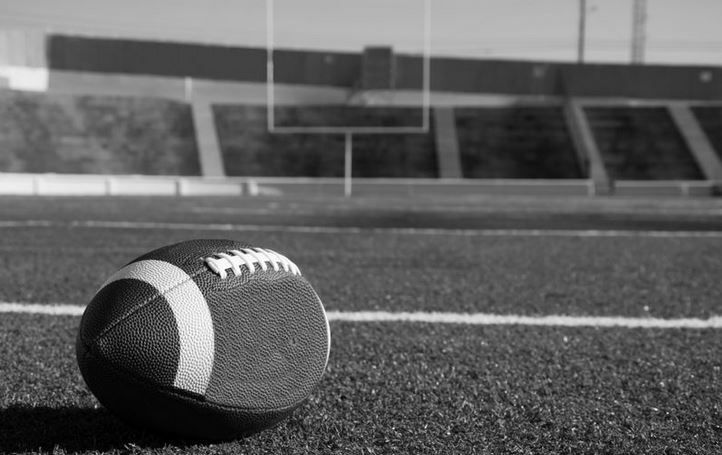 Informaciju o njegovoj smrti javnosti je podijelila Srpska asocijacija američkog fudbala (SAAF)