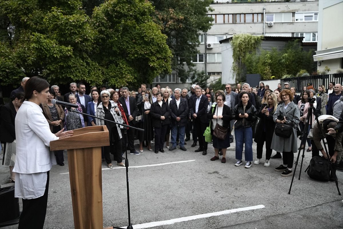 Muzej se nalazi na adresi Džidžikovac 3, a zaživio je zahvaljujući Udruženju roditelja ubijene djece opkoljenog Sarajeva