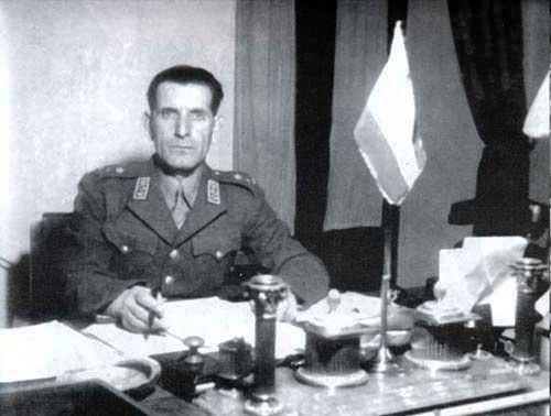 Tražio je da daju iranskim revizorima da mogu pregledati poslovne knjige, a kao prvo da isplate dugovanja Irancima