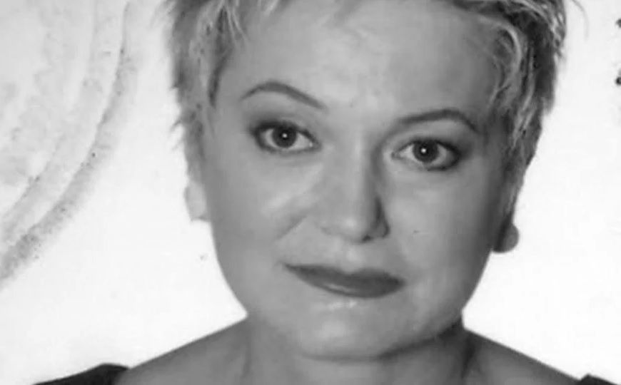 Suljević je bila dobitnica više nagrada i priznanja za svoj umjetnički rad i angažman