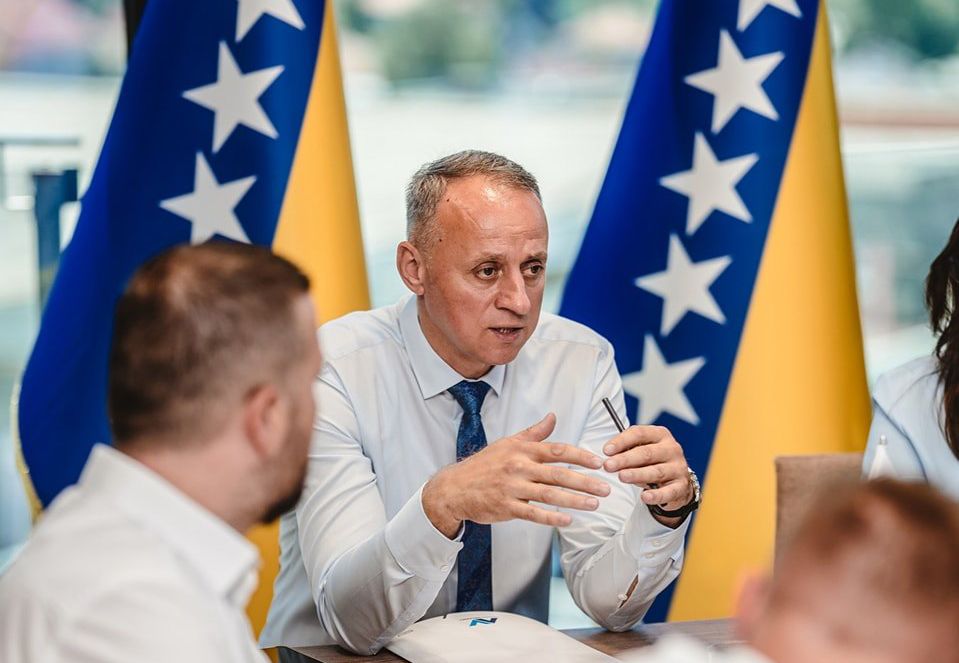 "Planiram otvoriti posebnu liniju i online platformu za građanske prijedloge i žalbe, kako bih bio što dostupniji svima."