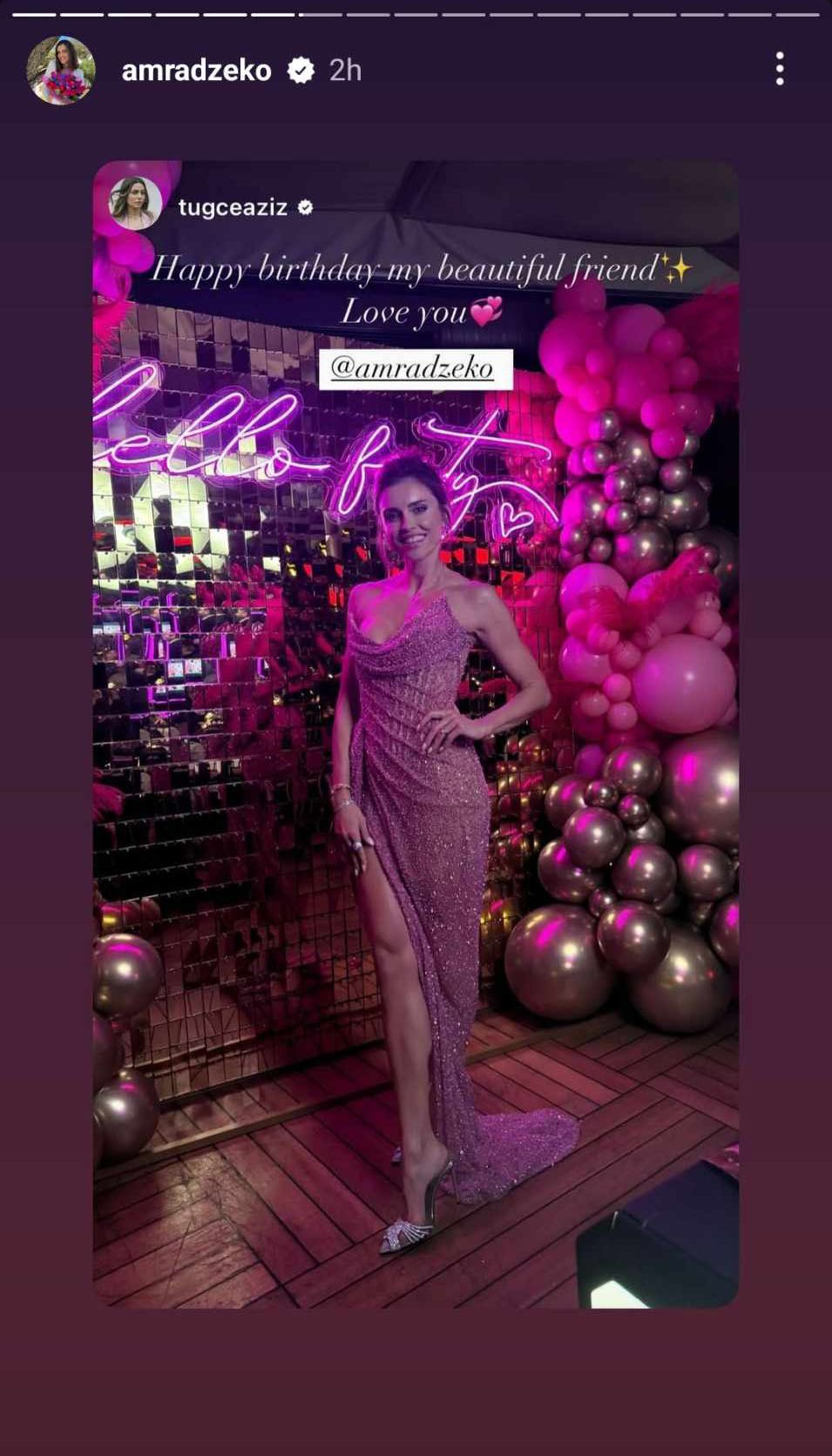 Nekada vrlo uspješna manekenka sa svjetskom karijerom, danas je supruga popularnog fudbalera Edina Džeke