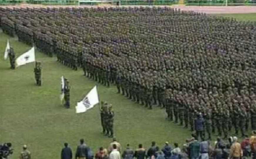 Prvi korpus je 1992. brojao 34.500 pripadnika da bi broj narastao na 40.500 pripadnika 1995. godine.