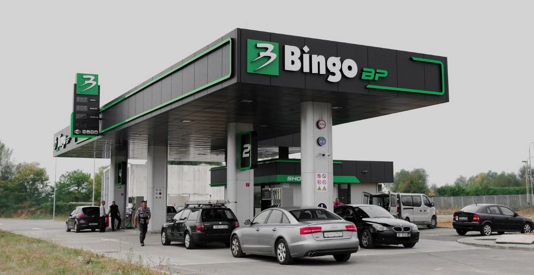 Kompanija Bingo svoju prvu pumpu otvorila je u Tuzli, a danas se nalazi i u Gračanici, Hadžićima, Zenici, Kalesiji, Čeliću, Bihaću i Mostaru