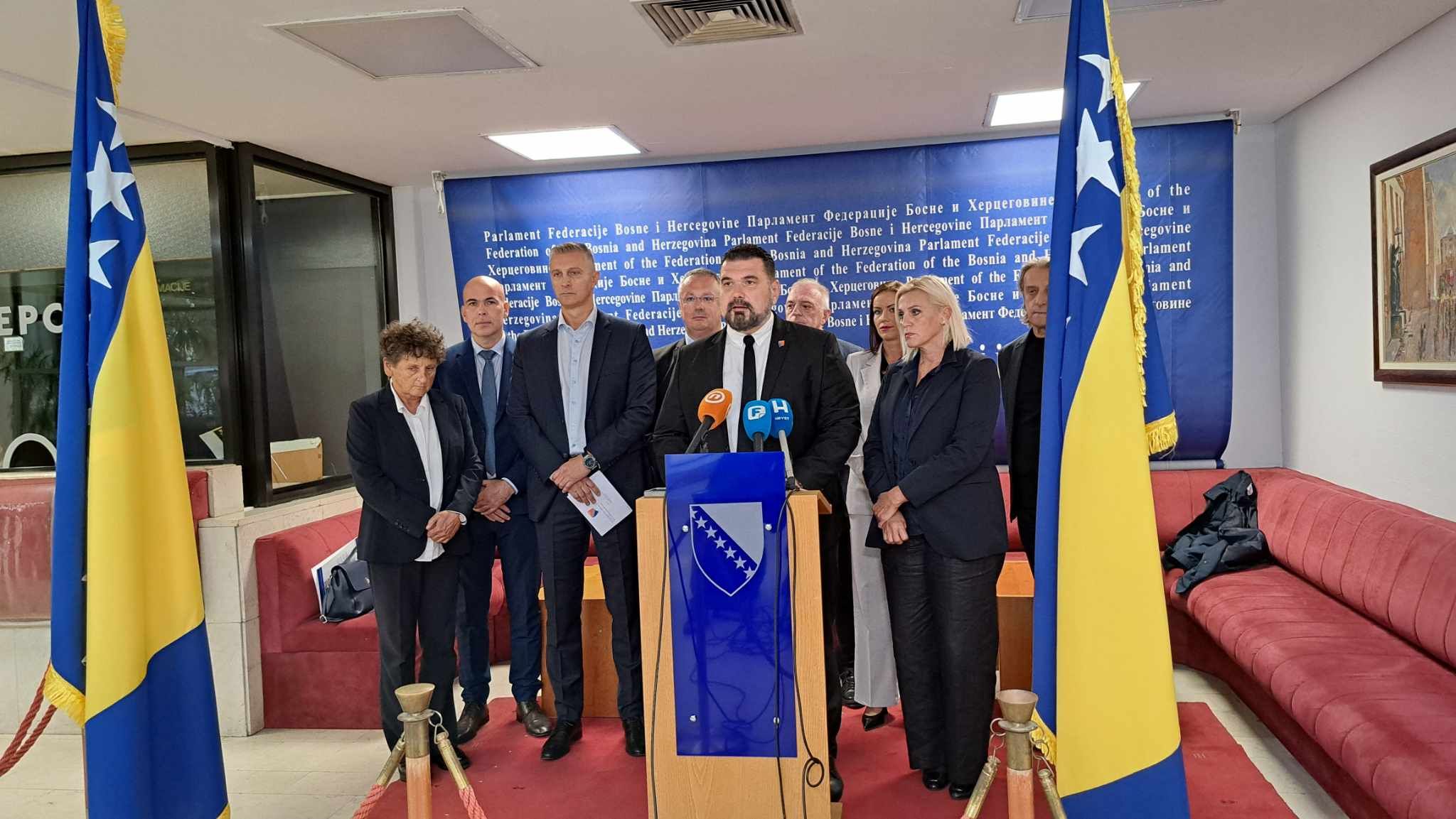 Pitanje Fonda solidarnosti smo već mogli riješiti i prije godišnjih odmora, rekla Kratina