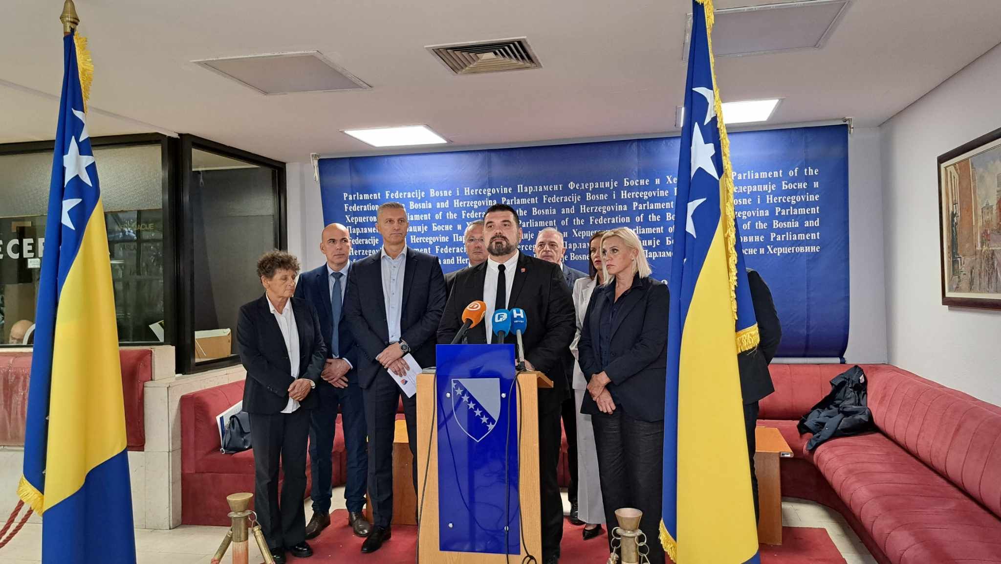 Pitanje Fonda solidarnosti smo već mogli riješiti i prije godišnjih odmora, rekla Kratina