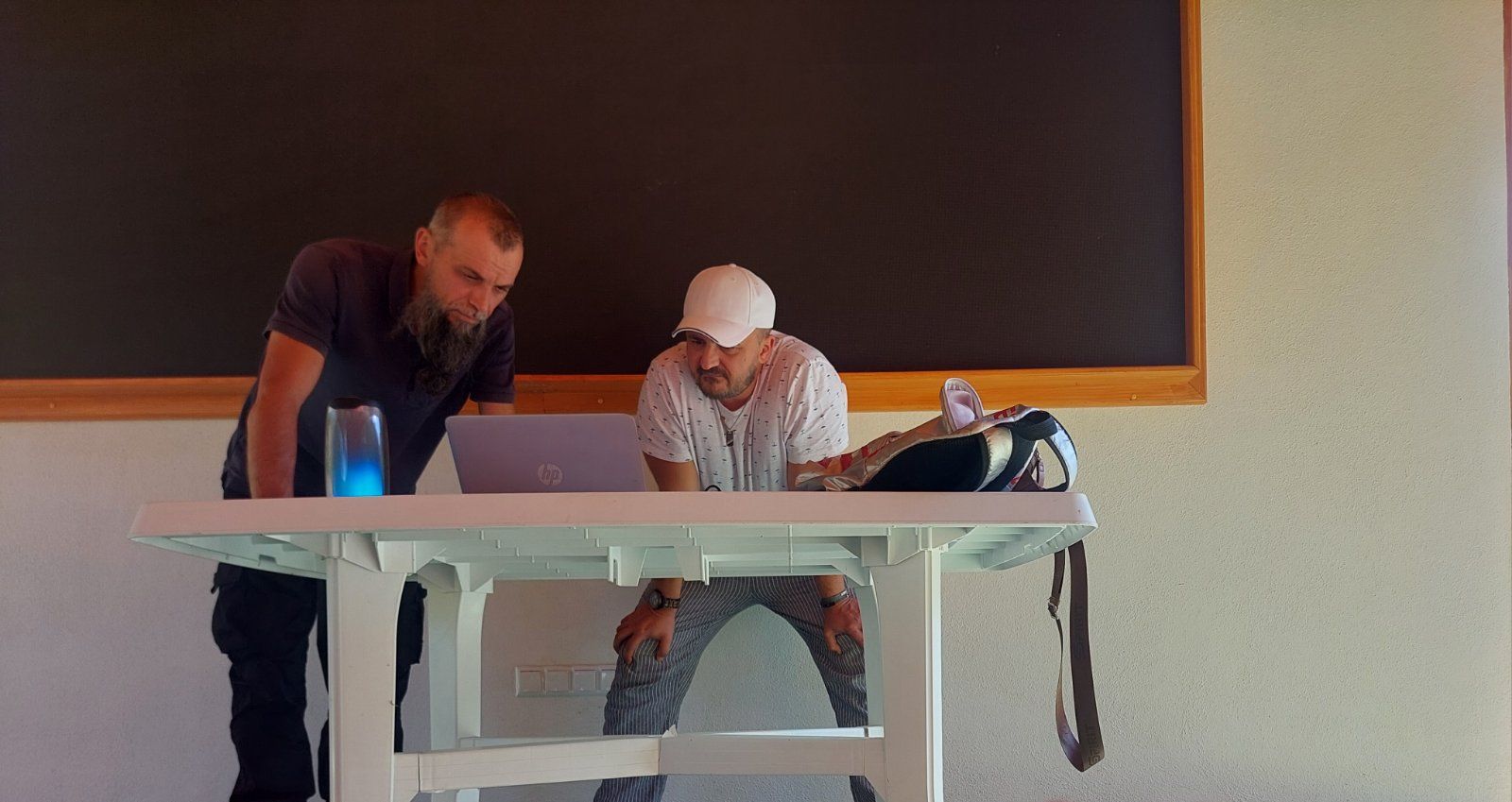 Reper Dr. Zo sa kolegom Smajićem uvodi robote s umjetnom inteligencijom u poljoprivredu