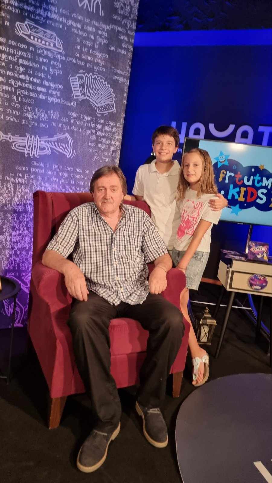 U četvrtak, 5. septembra, od 11:40 i 17:40 samo na prvom bh. dječijem kanalu HAYATOVCI gledajte promociju drugog albuma benda FRTUTMA KIDS nazvanog “RAKETA”.