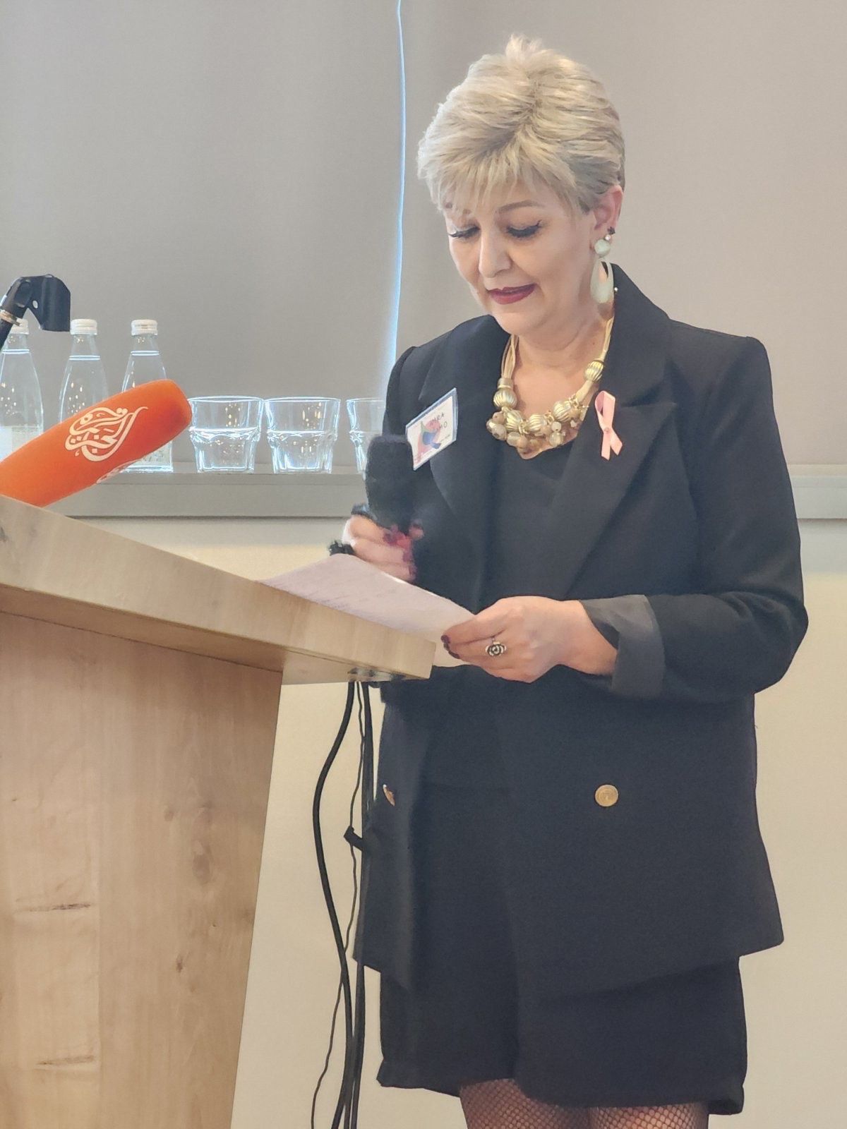 Po ko zna koji put, sistem je zakazao, ostavljajući Amru Ćamo u teškoj borbi za svoje zdravlje i pravdu. 