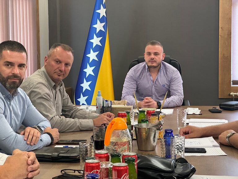 Ova ušteda je direktan dokaz Vaše odgovornosti prema zajednici i državi, te Vaše vizije boljeg sutra za sve nas