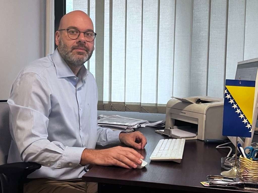 Antikorupcioni tim nedavno je održao svoju prvu sjednicu u novom sastavu na kojoj je razgovarano o idejama i planovima za buduće aktivnosti.