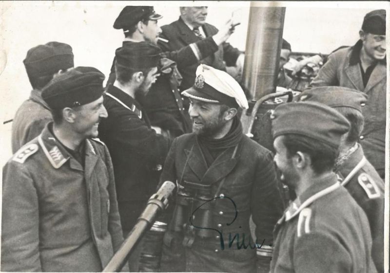 Bilo je 08.15 sati petog septembra 1939. kada je britanski brod "Bosnia" njemačka podmornica U-47 zaustavila oko 120 milja sjeverozapadno od rta Ortegal