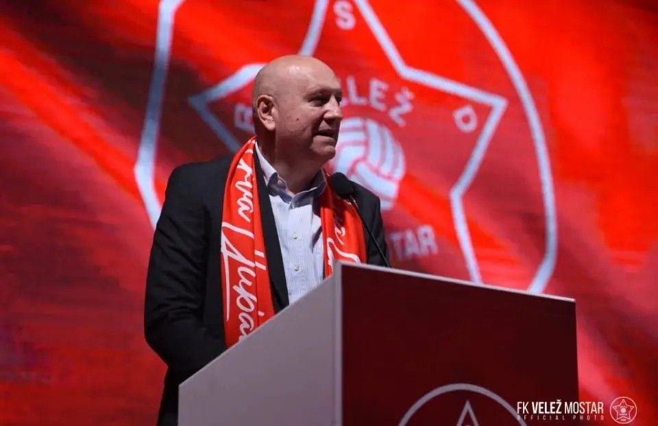 Ljudi koji su kontinuirano vezani za sport, pogotovo za fudbal, znaju koliko je ovo naporan i težak posao