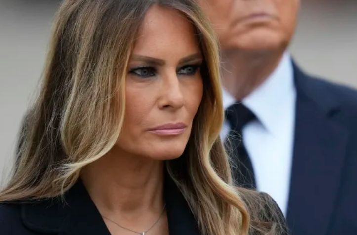 54-godišnjakinja se u najnovijoj objavi na Instagramu raspričala o majčinstvu i podijelila dosad neviđene fotografije svog jedinca, Barrona