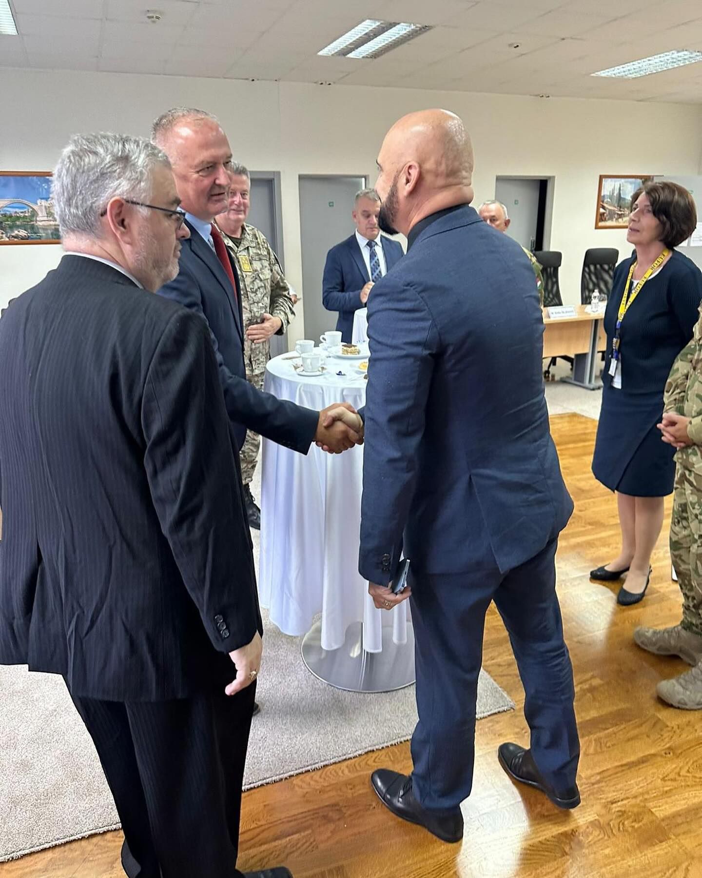 Na poziv komandanta EUFOR-a, generalmajora Lászlóa Sticza, prisustvovao je danas  svečanoj ceremoniji 