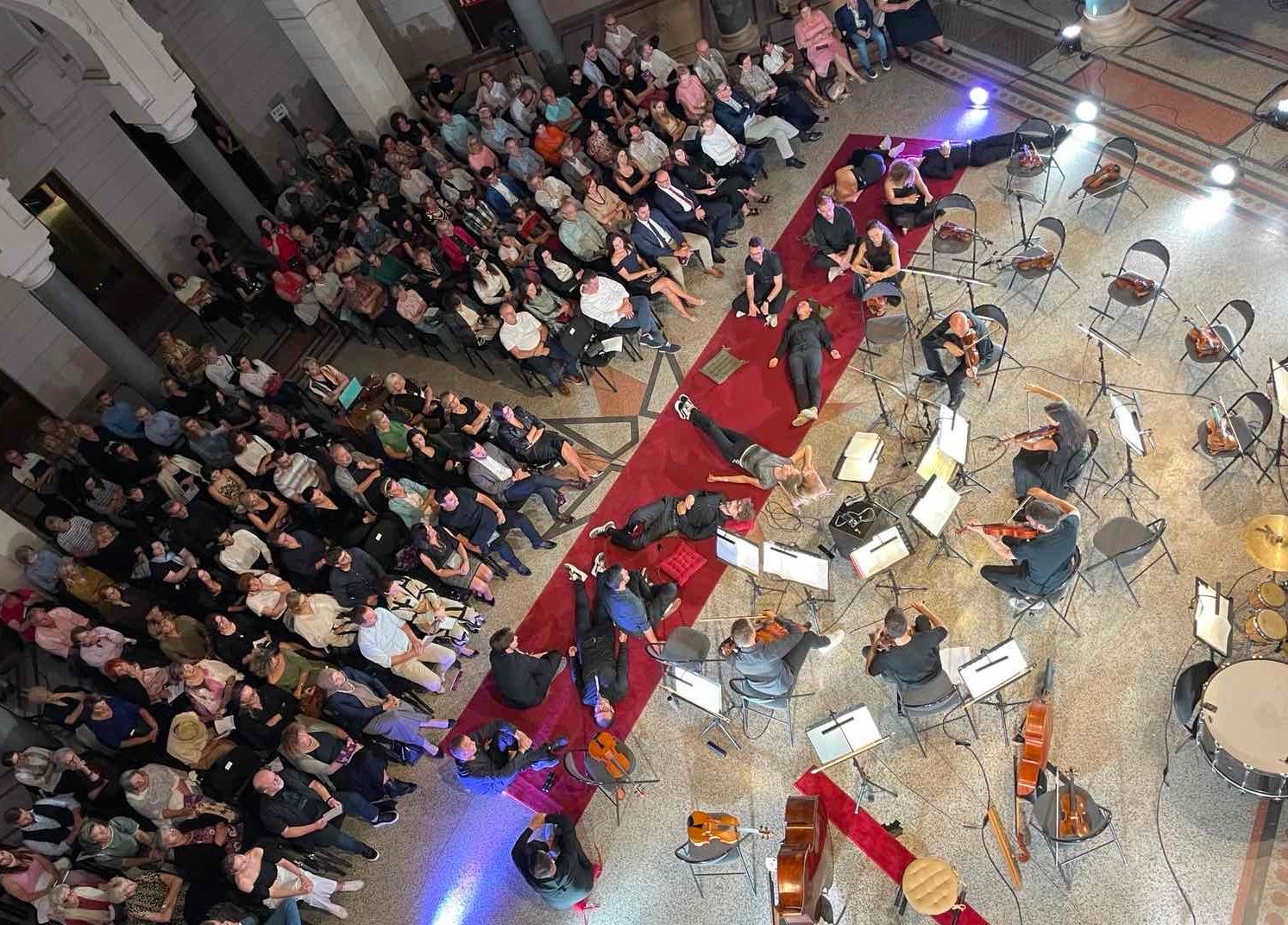 Ne propustite vrhunski umjetnički događaj – No Borders Orchestra u Vijećnici