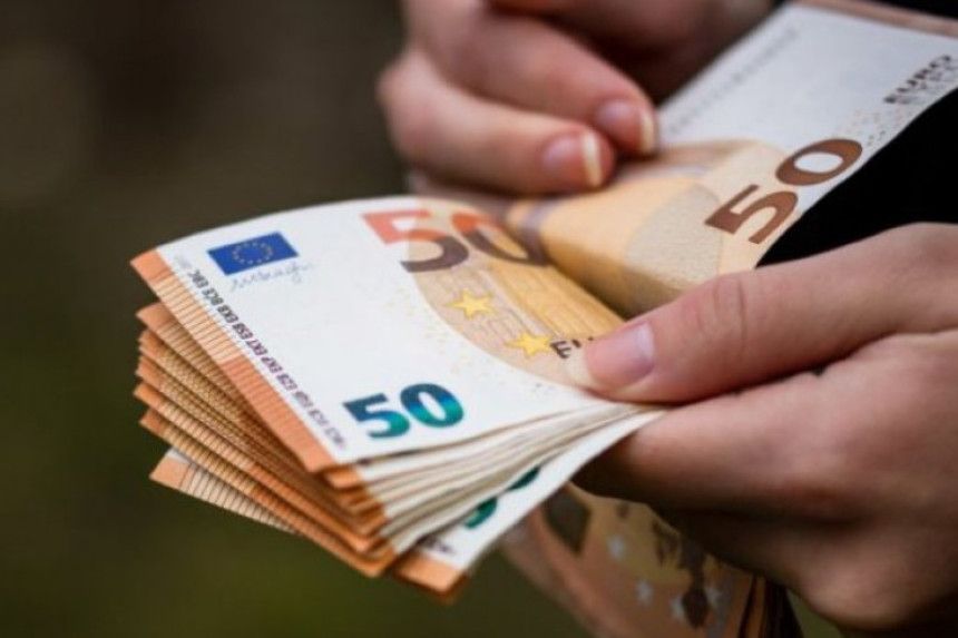 Žena slučajno bacila u smeće tri i po miliona eura