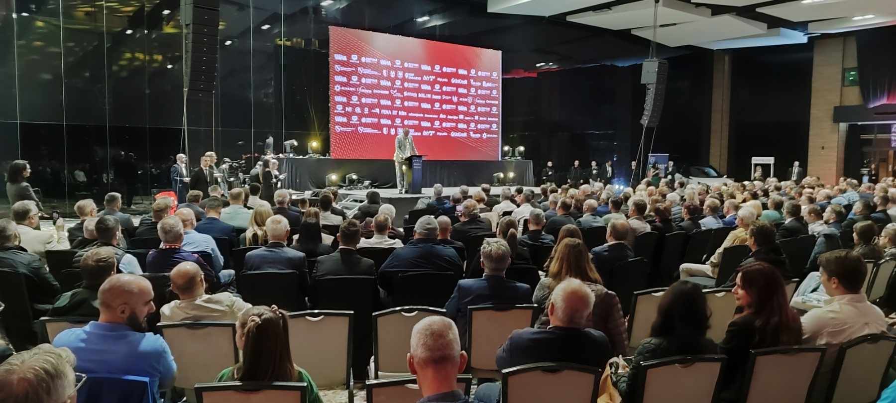 U ovom sportsko-dokumentarnom filmu u hotelu Hils u Sarajevu uživale su mnoge legende sporta 