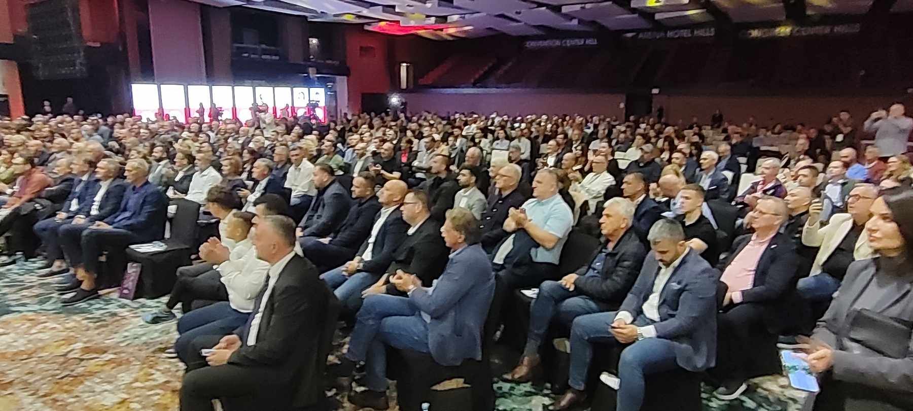 U ovom sportsko-dokumentarnom filmu u hotelu Hils u Sarajevu uživale su mnoge legende sporta 