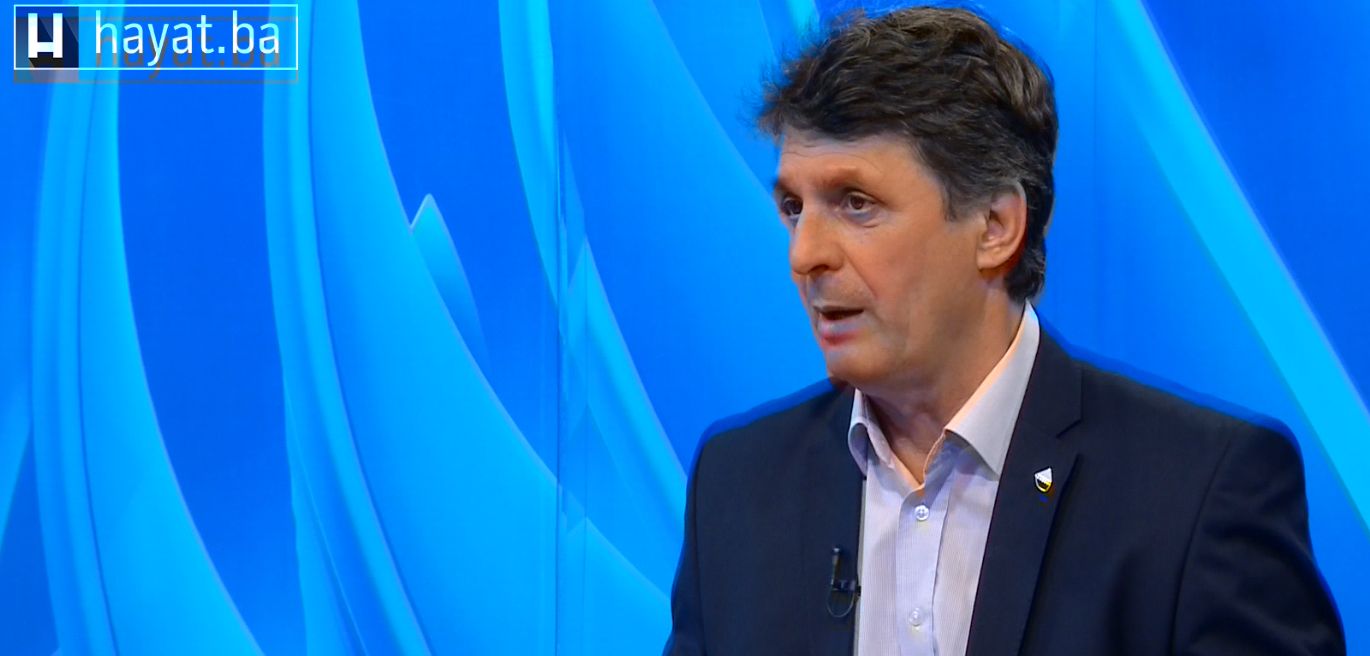 Za vikend je u Bosni i Hercegovini i zvanično počela kampanja za oktobarske lokalne izbore u svim općinama i gradovima naše domovine