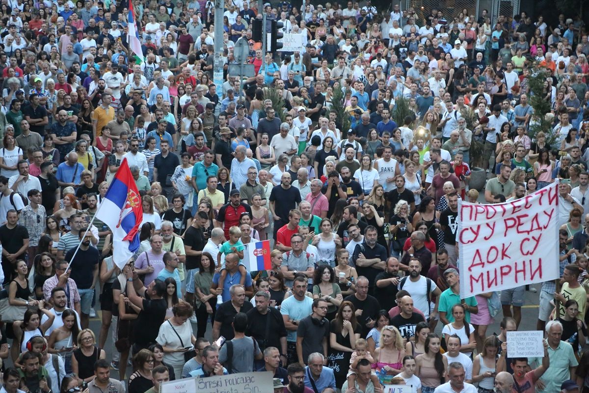Povodom iskazivanja podrške svim aktivistima koji su privođeni nakon ranijih protesta protiv iskopavanja litijuma