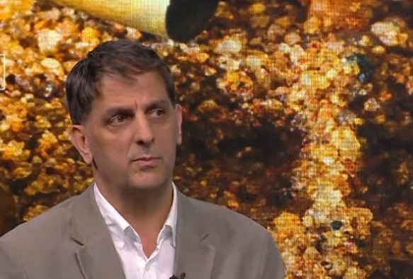 Kako osobe s potjernica prelaze granicu? Mušić za Hayat.ba i o (ne)kontroli zračnog prostora