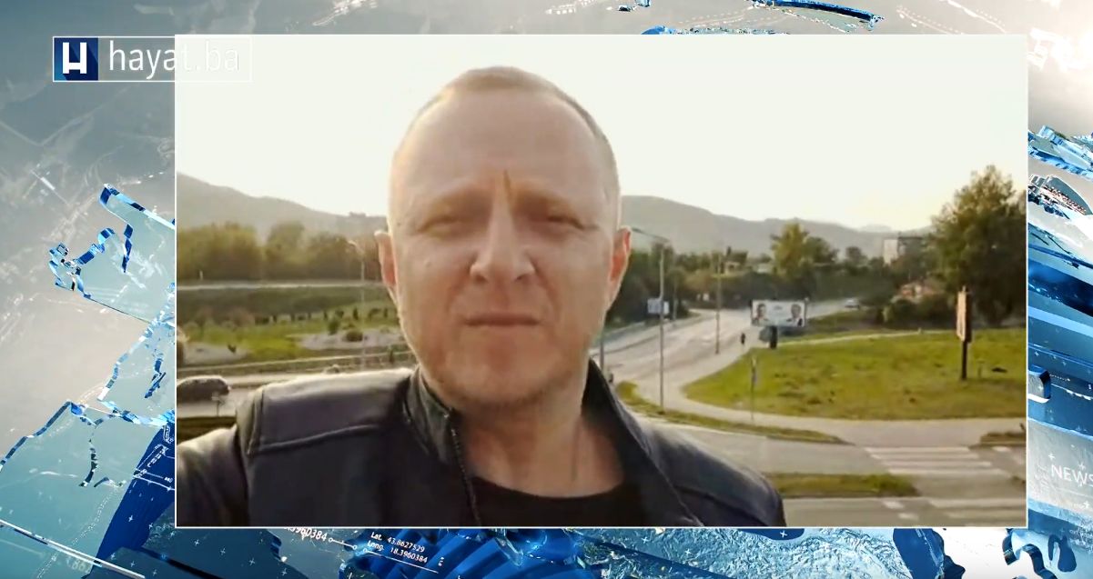 Ne stišavaju se reakcije nakon što je otkriveno da je glumac Moamer Kasumović osuđen zbog krivičnog djela bludničenje nad maloljetnikom. 