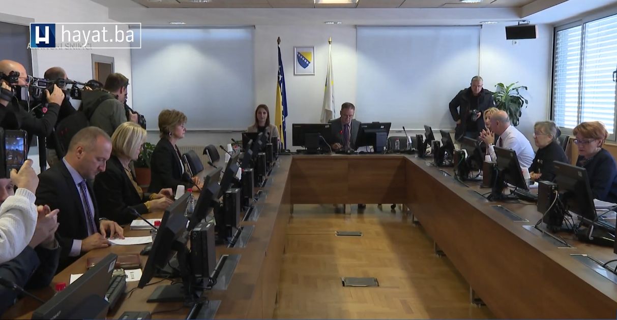 Bilo je planirano da USKOK počne raditi u decembru ove godine, međutim, kako stvari stoje, teško da će tako biti