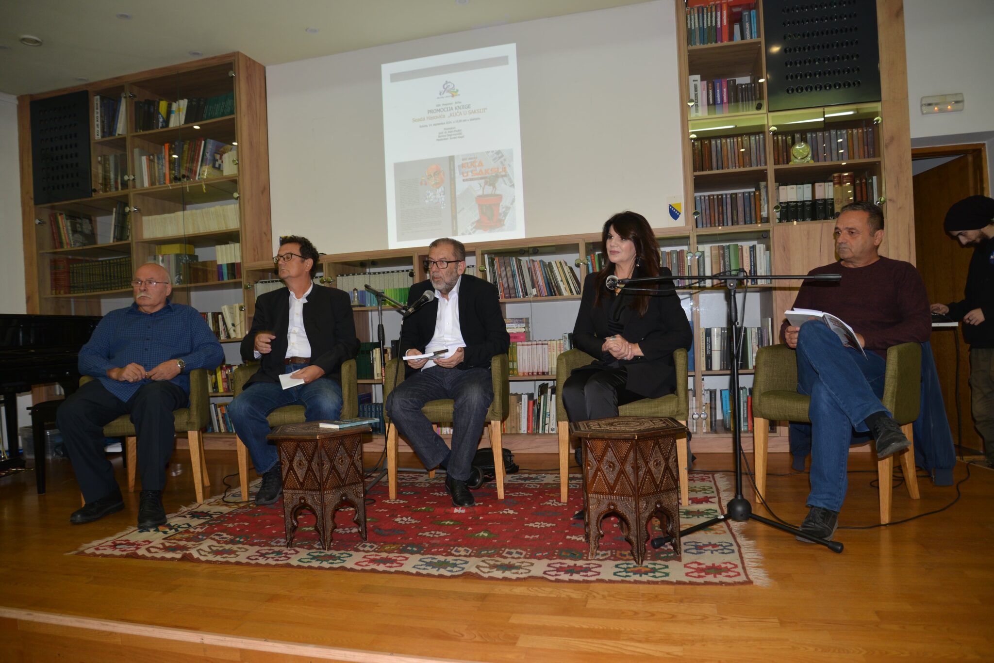 Ne dešava se svaki dan da eminentno novinarsko pero poput Seje na ovako sjajan način sažme 50 godina svoje karijere