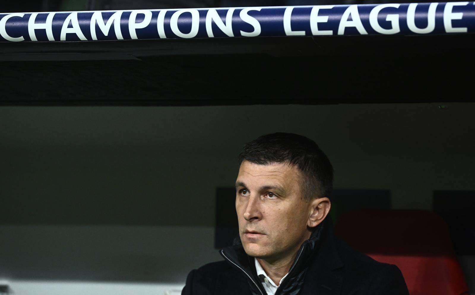 Nakon remija s Rijekom i poraza od Hajduka u prvenstvu, Jakiroviću je presudio težak poraz na Allianz Areni (9:2) od Bayerna