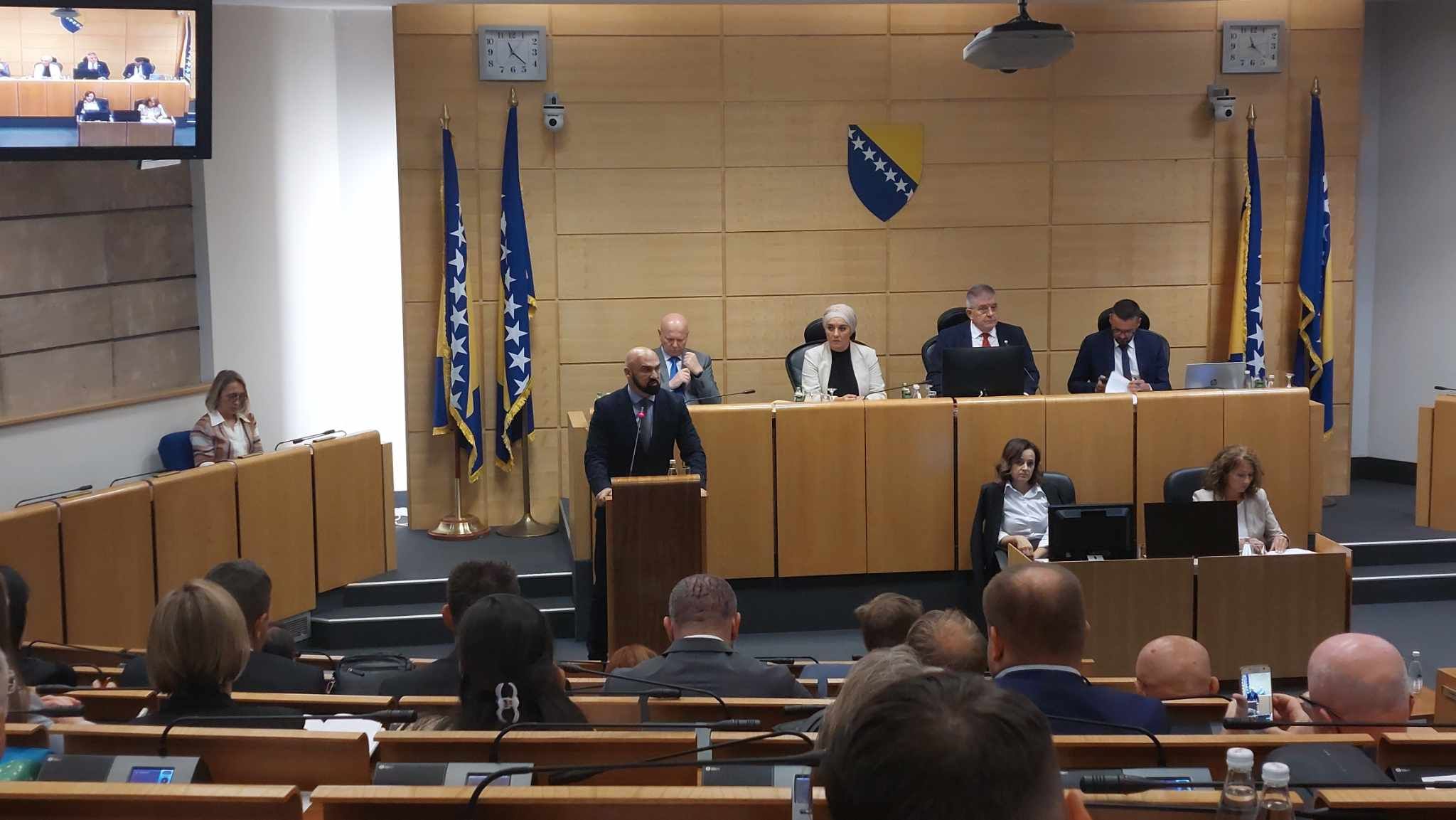 Drugi akt u najavljenom dnevnom redu su izmjene Zakona o unutrašnjim poslovima Federacije Bosne i Hercegovine