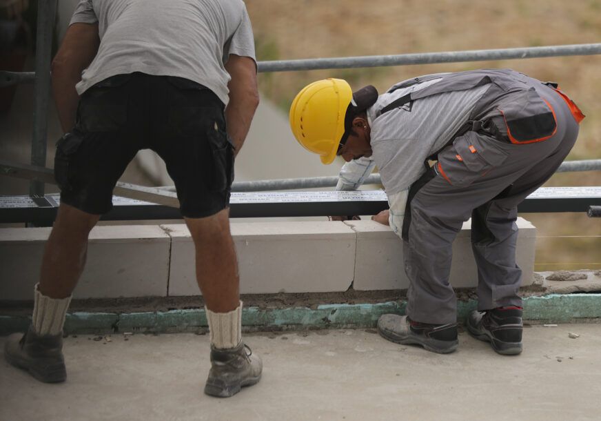 Analize pokazuju da je BiH prije dvije godina bila u deficitu za 30.000 radnika