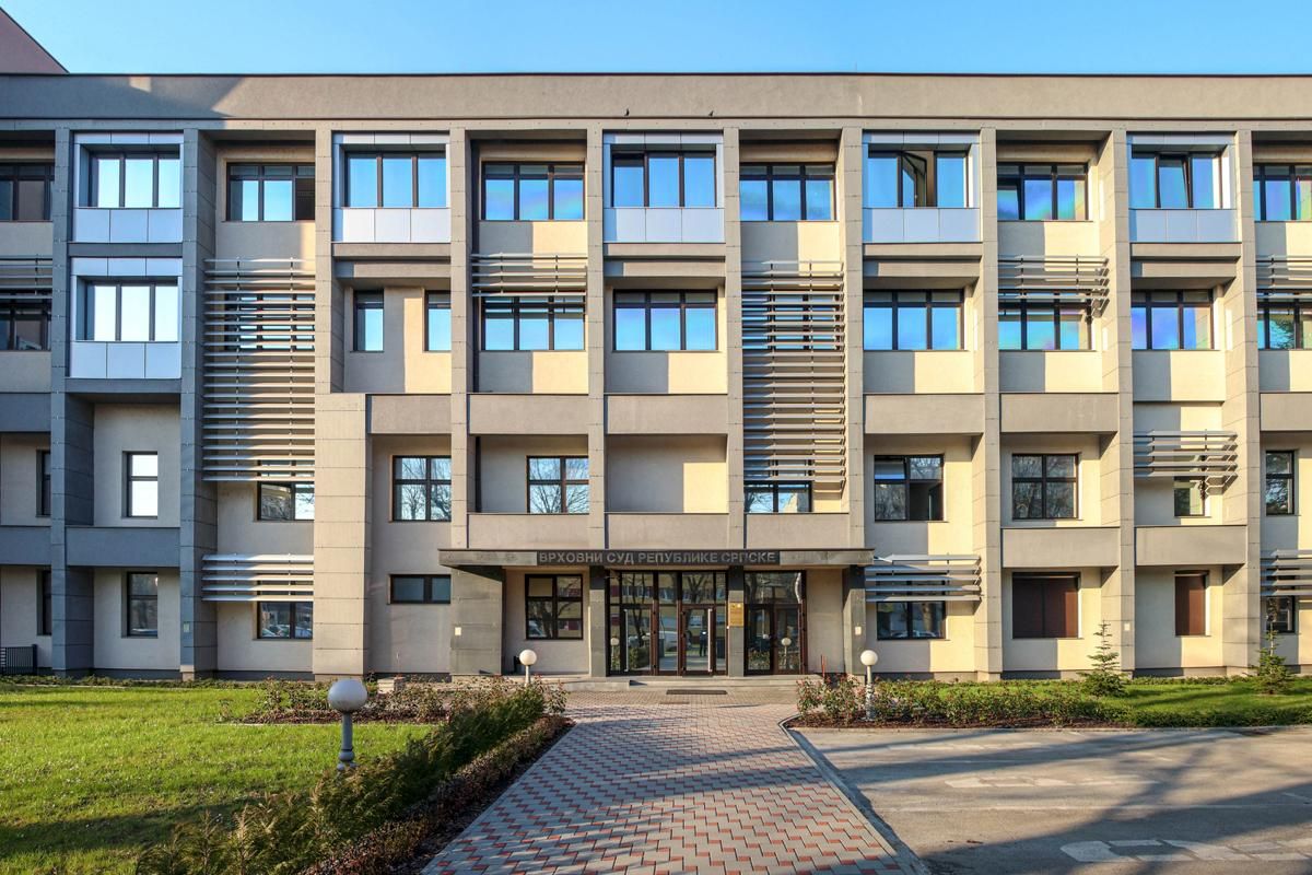 Predmet je vraćen prvostepenom sudu na novi postupak             