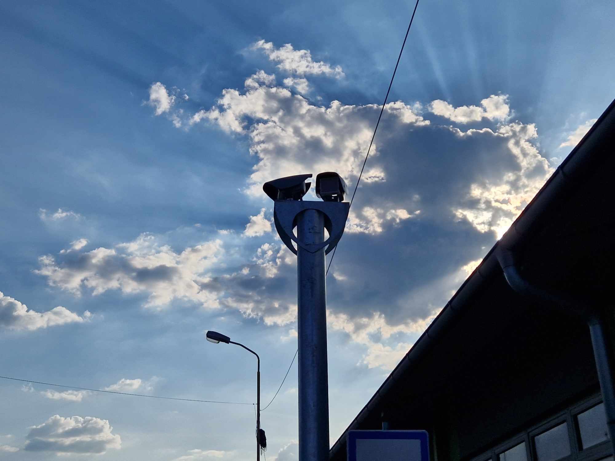 Svaki radar, druga politika: Problemi sa sigurnošću u zavidovićkoj ulici Zlatnih ljiljana