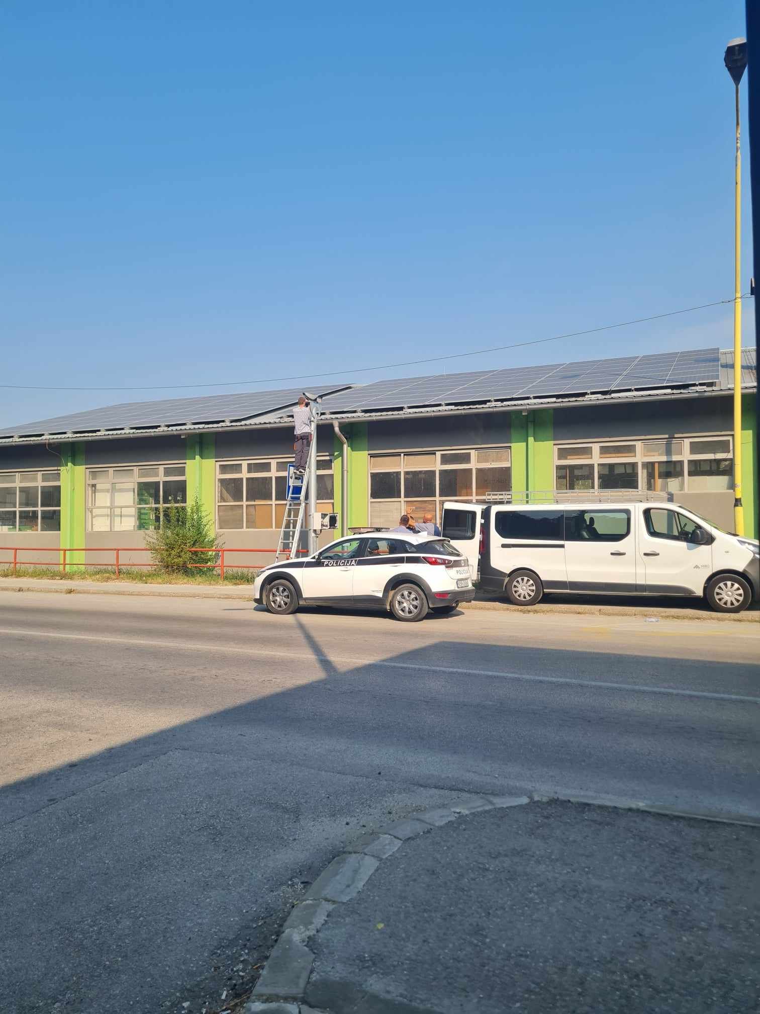 Nakon teksta Hayat.ba, u Zavidovićima konačno radar 'hvata' divljake po cesti