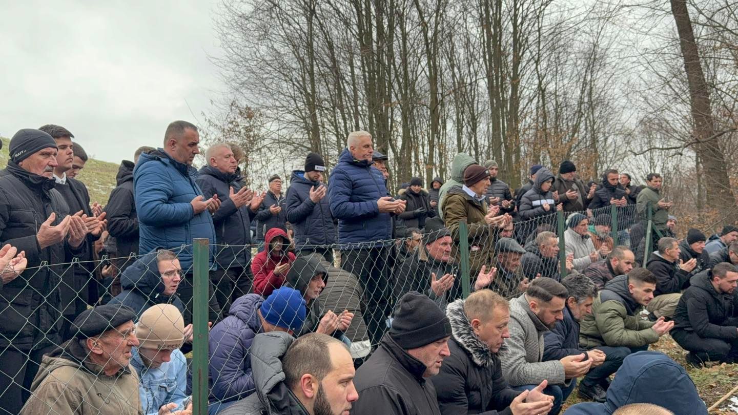 O kakvom se insanu radi govori i ovaj broj ljudi na dženazi